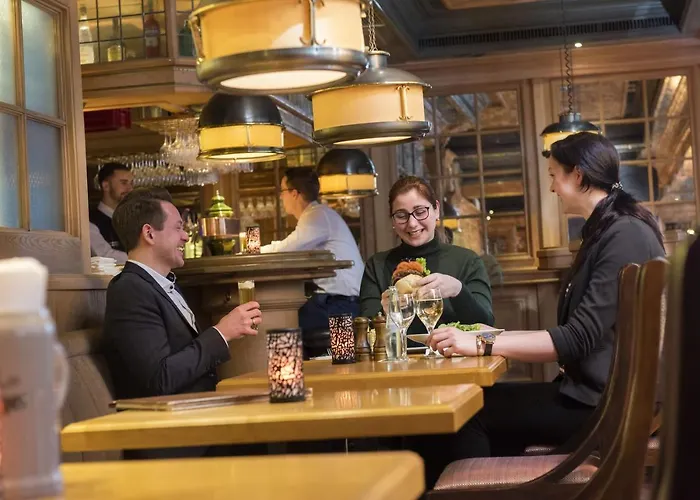 玛丽蒂姆科隆酒店 4*