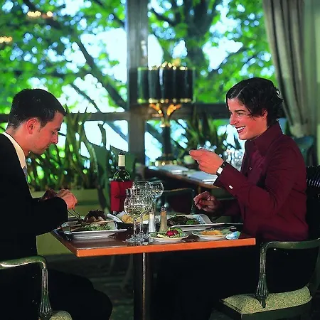 Maritim Szálloda 4*